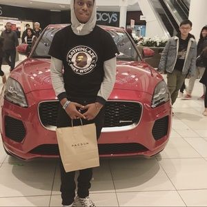 Meet your Posher, Khalil